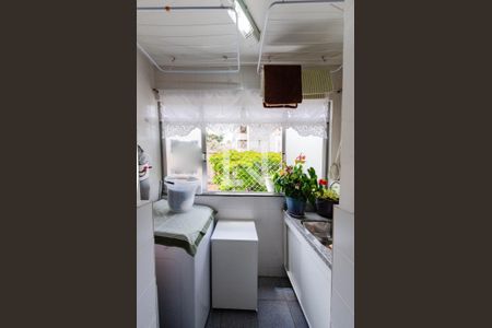 Apartamento à venda com 67m², 3 quartos e 2 vagas Apartamento à venda com 67m², 3 quartos e 2 vagasÁrea de serviço