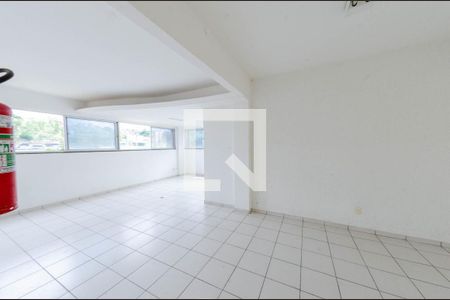 Apartamento à venda com 67m², 3 quartos e 2 vagas Apartamento à venda com 67m², 3 quartos e 2 vagasSalão de festas