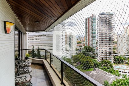 Apartamento à venda com 150m², 3 quartos e 3 vagas Apartamento à venda com 150m², 3 quartos e 3 vagasSacada das Salas