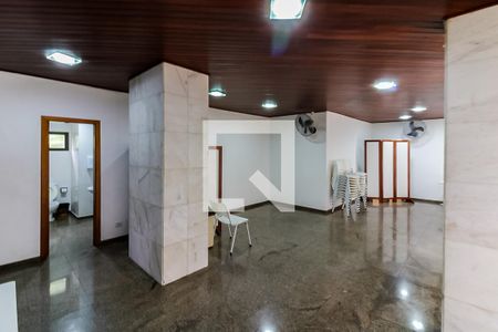 Apartamento à venda com 150m², 3 quartos e 3 vagas Apartamento à venda com 150m², 3 quartos e 3 vagasSalão de Festas