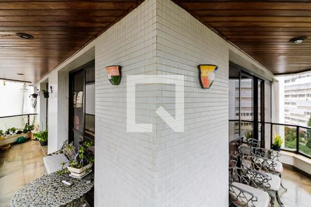 Apartamento à venda com 150m², 3 quartos e 3 vagas Apartamento à venda com 150m², 3 quartos e 3 vagasSacada das Salas