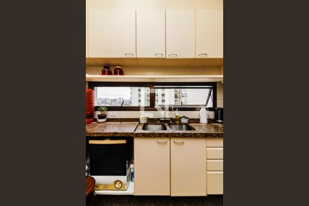 Apartamento à venda com 150m², 3 quartos e 3 vagas Apartamento à venda com 150m², 3 quartos e 3 vagasCozinha