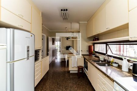 Apartamento à venda com 150m², 3 quartos e 3 vagas Apartamento à venda com 150m², 3 quartos e 3 vagasCozinha