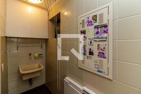 Apartamento à venda com 150m², 3 quartos e 3 vagas Apartamento à venda com 150m², 3 quartos e 3 vagasÁrea de Serviço