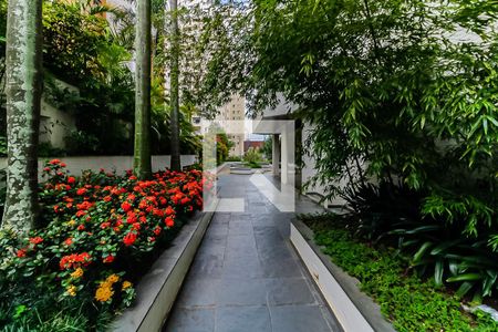 Apartamento à venda com 150m², 3 quartos e 3 vagas Apartamento à venda com 150m², 3 quartos e 3 vagasÁrea Externa