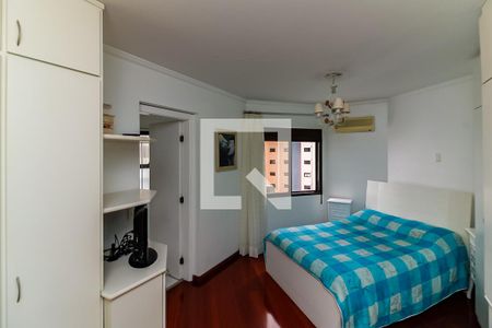 Apartamento à venda com 150m², 3 quartos e 3 vagas Apartamento à venda com 150m², 3 quartos e 3 vagasQuarto 1 - Suíte