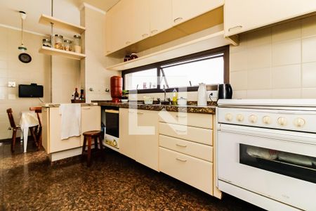 Apartamento à venda com 150m², 3 quartos e 3 vagas Apartamento à venda com 150m², 3 quartos e 3 vagasCozinha