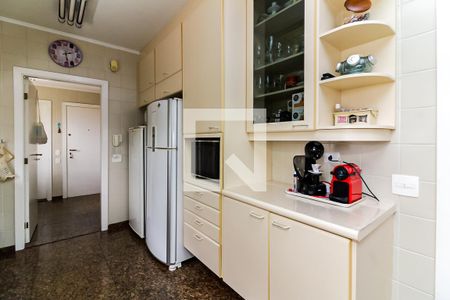 Apartamento à venda com 150m², 3 quartos e 3 vagas Apartamento à venda com 150m², 3 quartos e 3 vagasCozinha