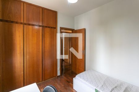 Quarto 2 de apartamento para alugar com 3 quartos, 80m² em Lourdes, Belo Horizonte