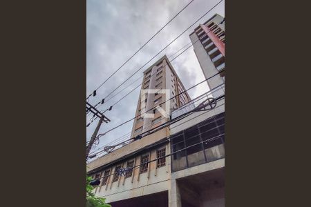 Apartamento para alugar com 80m², 3 quartos e 1 vaga Apartamento para alugar com 80m², 3 quartos e 1 vagaFachada