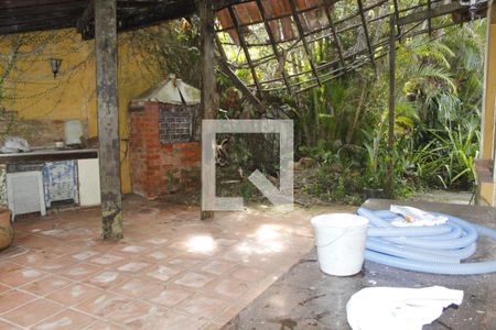 Casa de condomínio à venda com 400m², 4 quartos e 2 vagasChurrasqueira