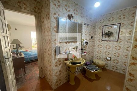 Casa de condomínio à venda com 400m², 4 quartos e 2 vagasBanheiro da Suíte