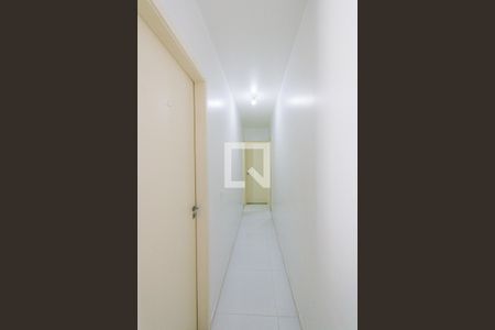 Corredor de apartamento à venda com 3 quartos, 63m² em Jacarepaguá, Rio de Janeiro