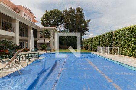 Casa para alugar com 1200m², 5 quartos e 8 vagasÁrea comum - Piscina