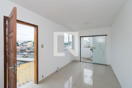 Sala de casa para alugar com 3 quartos, 99m² em Olaria, Rio de Janeiro
