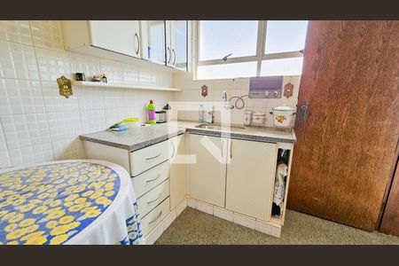 Apartamento à venda com 200m², 5 quartos e 2 vagasQuarto 01