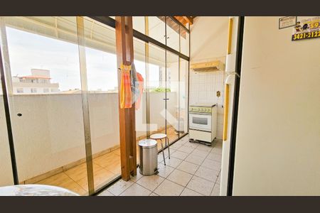 Apartamento à venda com 200m², 5 quartos e 2 vagasCozinha 02