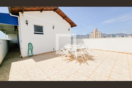 Apartamento à venda com 200m², 5 quartos e 2 vagasTerraço