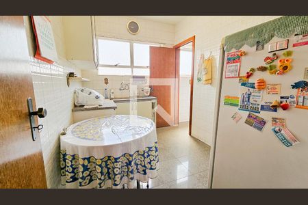 Apartamento à venda com 200m², 5 quartos e 2 vagasCozinha 01