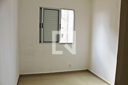 Quarto 2 de apartamento para alugar com 2 quartos, 48m² em Vila Curuçá, São Paulo