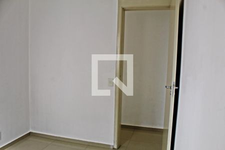 Quarto 2 de apartamento para alugar com 2 quartos, 48m² em Vila Curuçá, São Paulo