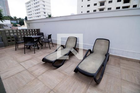 Apartamento para alugar com 50m², 1 quarto e 2 vagas Apartamento para alugar com 50m², 1 quarto e 2 vagasÁrea comum - Piscina