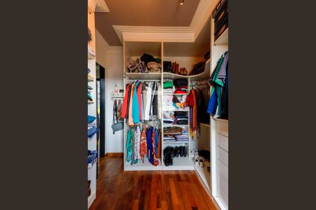 Apartamento à venda com 90m², 3 quartos e 2 vagasCloset