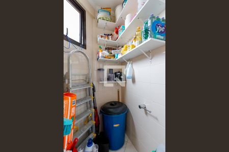 Apartamento à venda com 90m², 3 quartos e 2 vagasBanheiro de Serviço