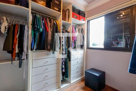 Apartamento à venda com 90m², 3 quartos e 2 vagasCloset