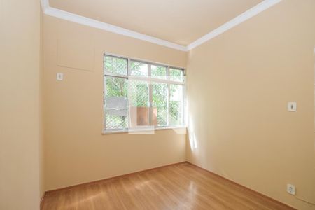 Apartamento à venda com 80m², 2 quartos e 1 vagaQuarto 2