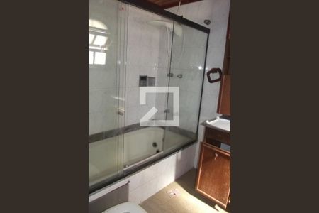 Casa à venda com 200m², 4 quartos e sem vagaBanheiro