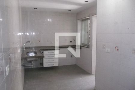 Casa à venda com 200m², 4 quartos e sem vagaCozinha