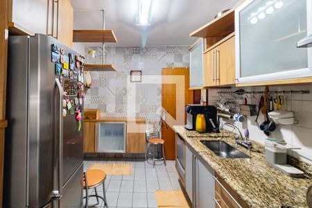 Apartamento à venda com 101m², 3 quartos e 2 vagasCozinha