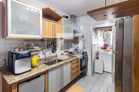 Apartamento à venda com 101m², 3 quartos e 2 vagasCozinha