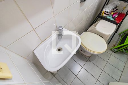 Apartamento à venda com 101m², 3 quartos e 2 vagasBanheiro de Serviço - Torneira