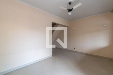 Sala de casa à venda com 3 quartos, 193m² em Penha Circular, Rio de Janeiro