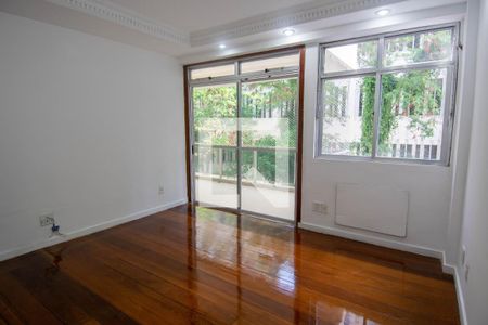 Sala de apartamento para alugar com 2 quartos, 65m² em Copacabana, Rio de Janeiro