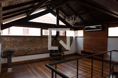 Segundo andar de apartamento para alugar com 3 quartos, 120m² em Petrópolis, Porto Alegre
