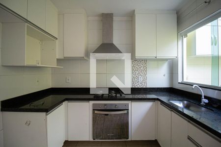 Apartamento para alugar com 80m², 2 quartos e 1 vagaCozinha