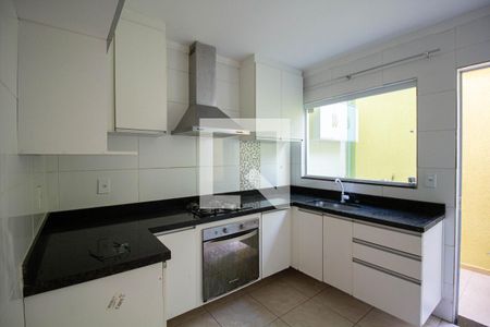 Apartamento para alugar com 80m², 2 quartos e 1 vagaCozinha