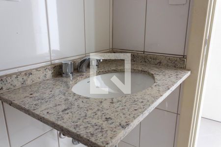Apartamento à venda com 94m², 3 quartos e 2 vagasBanheiro