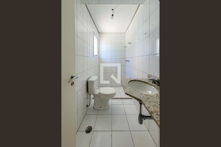 Apartamento à venda com 132m², 3 quartos e 2 vagasBanheiro da Suíte