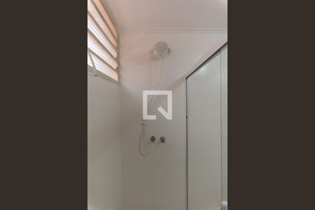 Casa à venda com 283m², 4 quartos e 4 vagasBanheiro Social