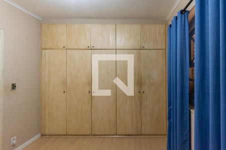 Casa à venda com 283m², 4 quartos e 4 vagasQuarto 1