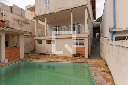 Casa à venda com 283m², 4 quartos e 4 vagasÁrea comum - Piscina