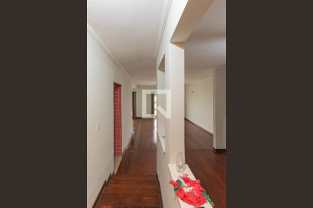 Casa à venda com 283m², 4 quartos e 4 vagasHall de entrada