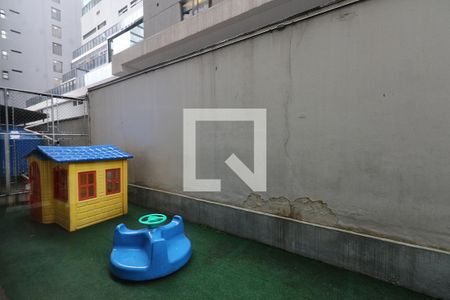 Apartamento à venda com 230m², 3 quartos e 2 vagasÁrea comum - Playground