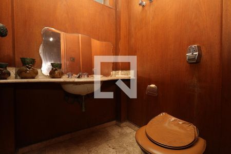 Apartamento à venda com 230m², 3 quartos e 2 vagasLavabo