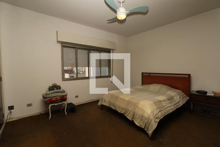 Apartamento à venda com 230m², 3 quartos e 2 vagasQuarto 3 - Suíte