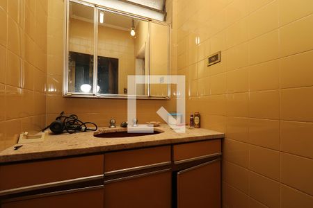 Apartamento à venda com 230m², 3 quartos e 2 vagasBanheiro Quarto 3 - Suíte